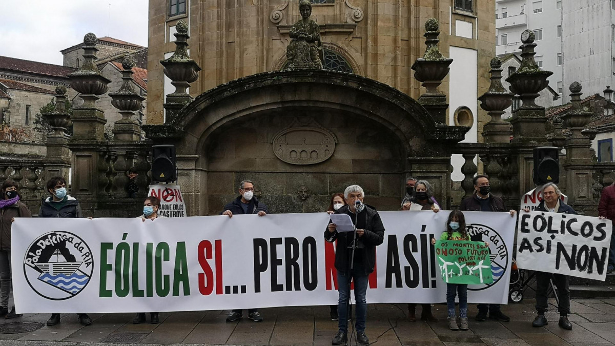 Movilización en Pontevedra convocada por la Coordinadora Eólica Así Non.