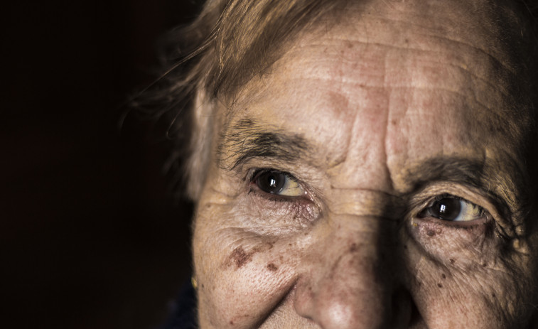 (TRAILER) 'Julia', la vida de una abuela gallega documentada por su nieto, llega a la gran pantalla