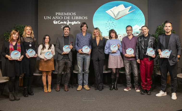 El Corte Inglés y sus libreros entregan los Premios Un año de libros