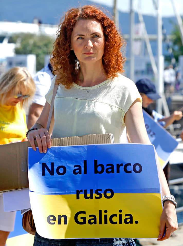 Marta Skyba en una foto del facebook de Girasol cuando las protestas contra la graga Shtandart