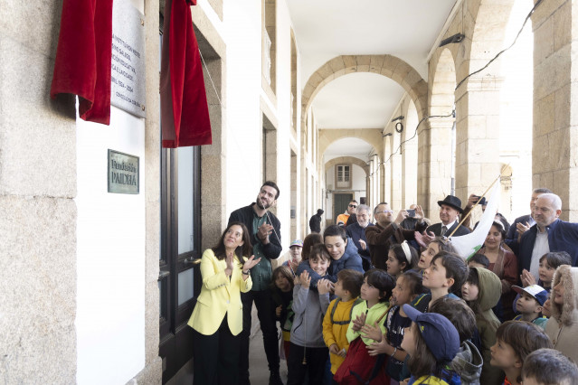 Acto de homenaje a la Escola de Ensino Galego