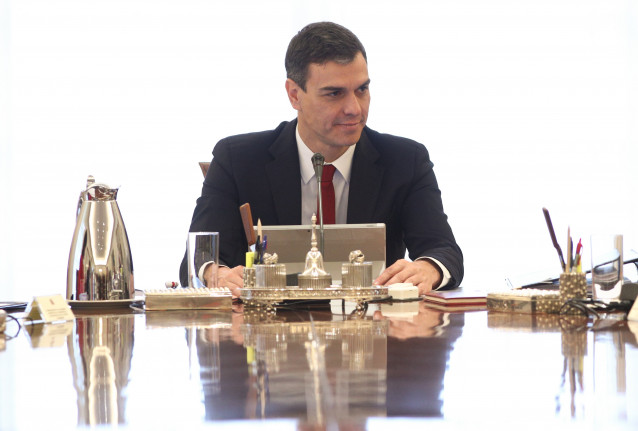 Pedro Sánchez preside su primer Consejo de Ministros