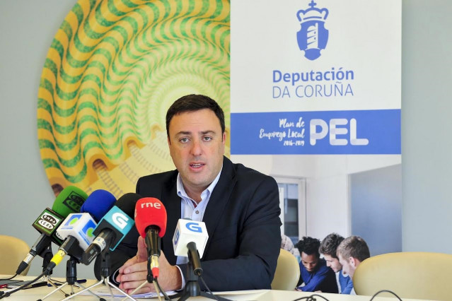 Presidente de la Diputación de A Coruña Valentín González Formoso en presentació