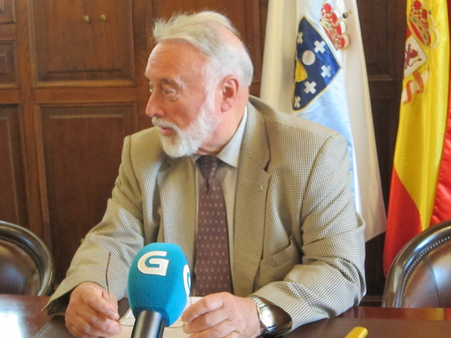 El presidente de la Autoridad Portuaria, Enrique López Veiga, este viernes en Vigo