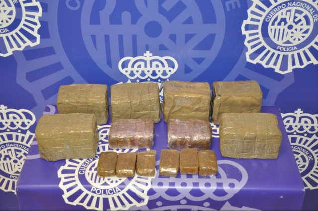 Un vecino de 20 años detenido en Lugo por transportar 8 kilogramos de hachís