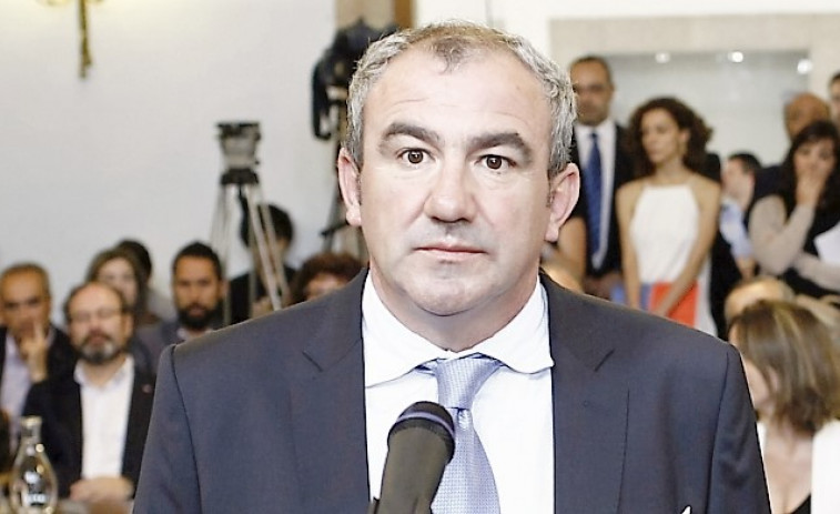 ​Darío Campos reestrutura o executivo provincial trala saída dos edís do BNG