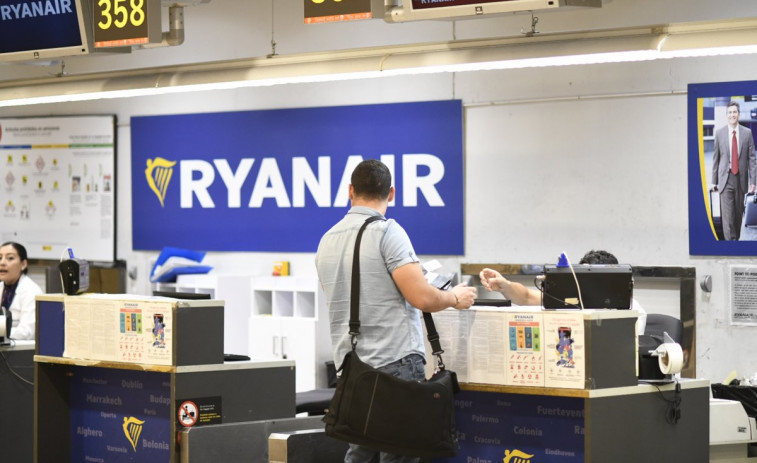 Sindicatos acusan a Ryanair de hacer 