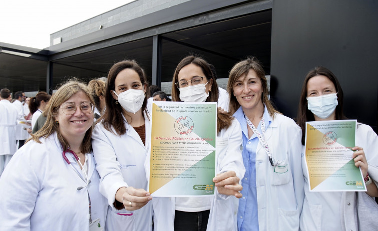 Más de 16.000 pruebas, consultas y cirugías suspendidas por una huelga del SERGAS sin visos de solución