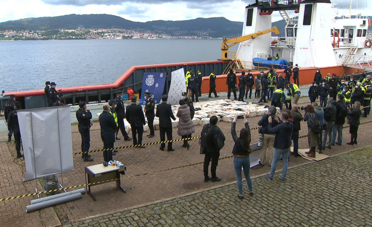 Policía nacional de narcóticos detenido en Vigo por vínculos con narcotraficantes