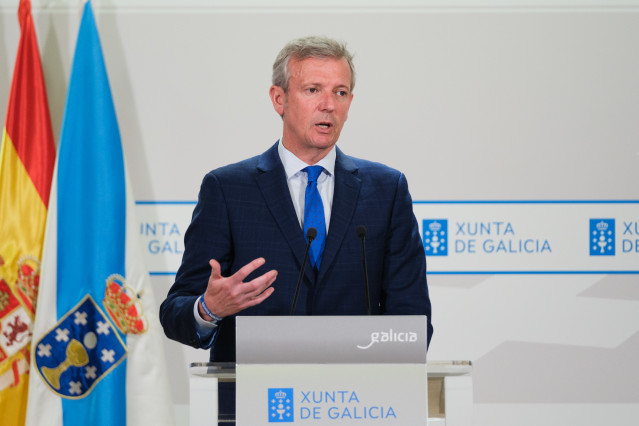 El presidente de la Xunta de Galicia, Alfonso Rueda, en la rueda de prensa posterior al Consello de la Xunta.