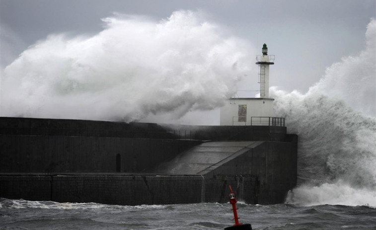 ​Galicia afronta cuatro días de temporal en tierra y en el mar
