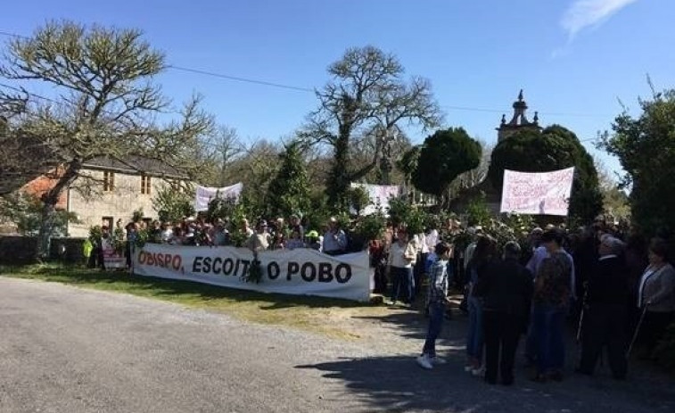 ​Vecinos de Friol y Guitiriz vuelven a manifestarse otro domingo más